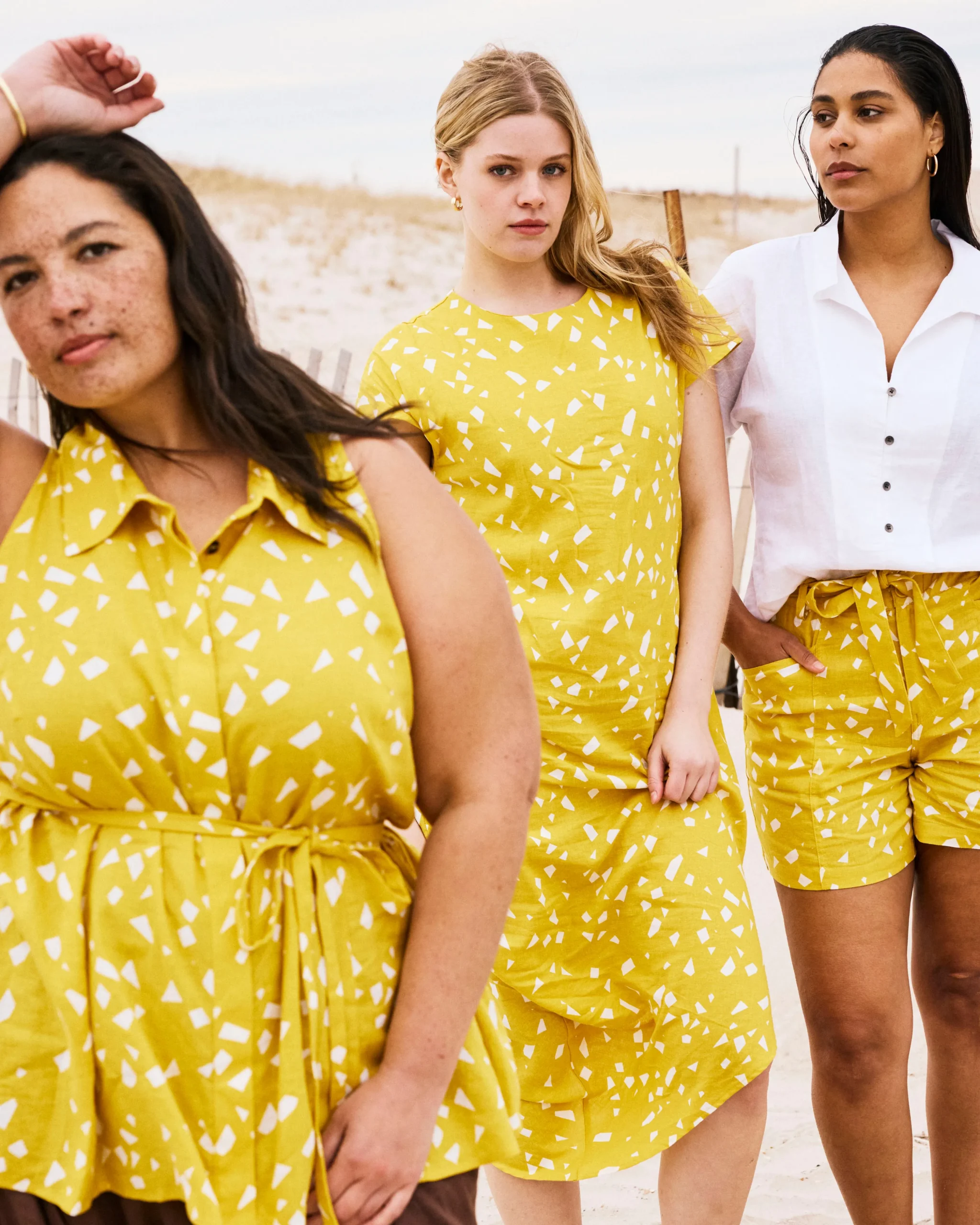 Adelaide Sleeveless Linen Blend Shirt Yellow Confetti Print
