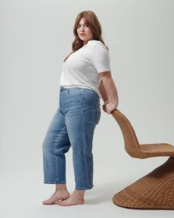 Bae Boyfriend Crop Jeans Light Blue