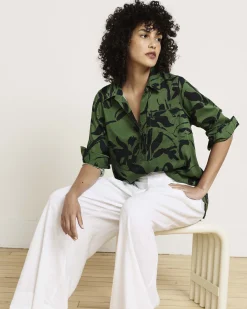 Button Back Stretch Cupro Polo Shirt Green Sgraffito Print