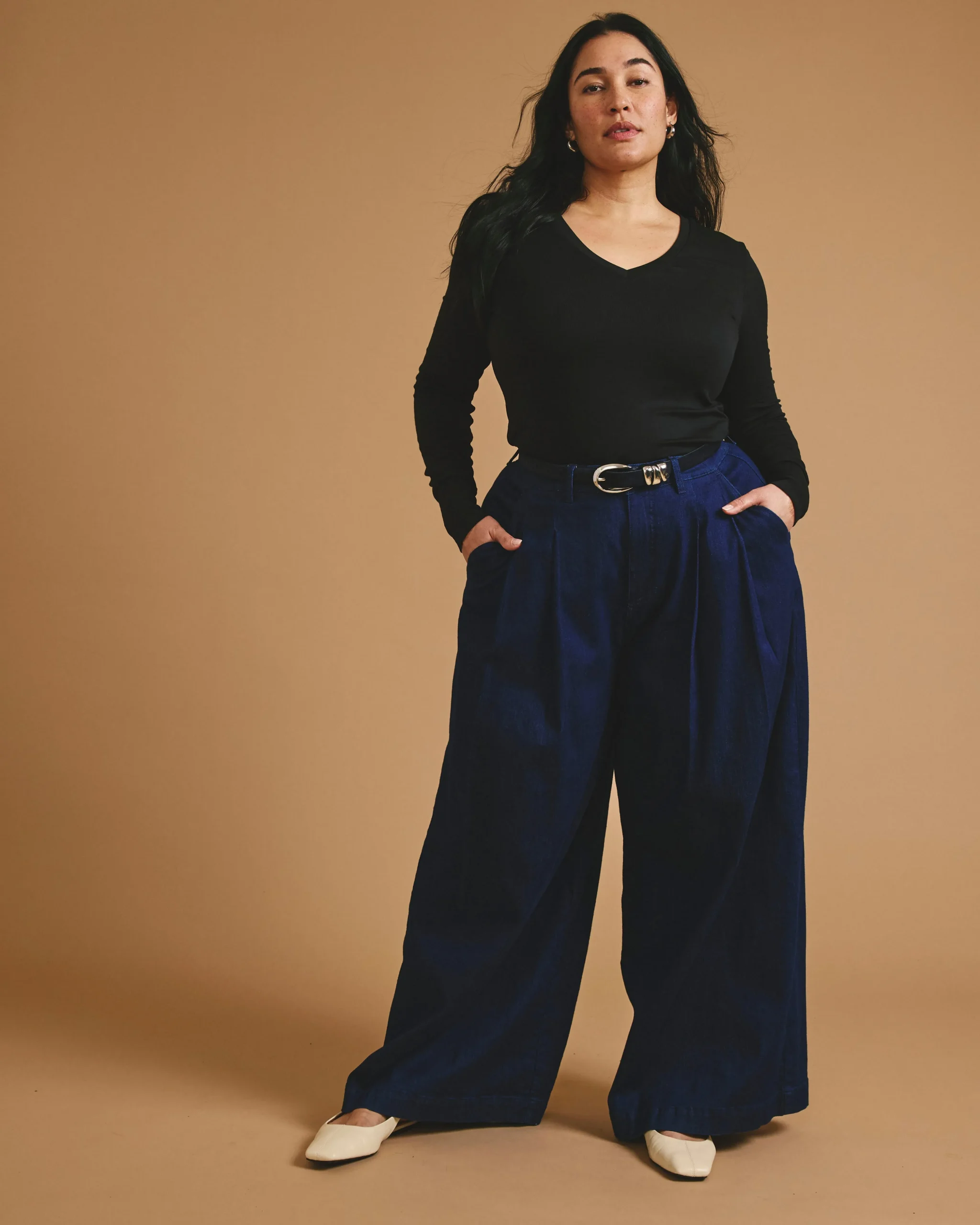 Cloud Rib Long Sleeve V-Neck Tee Black