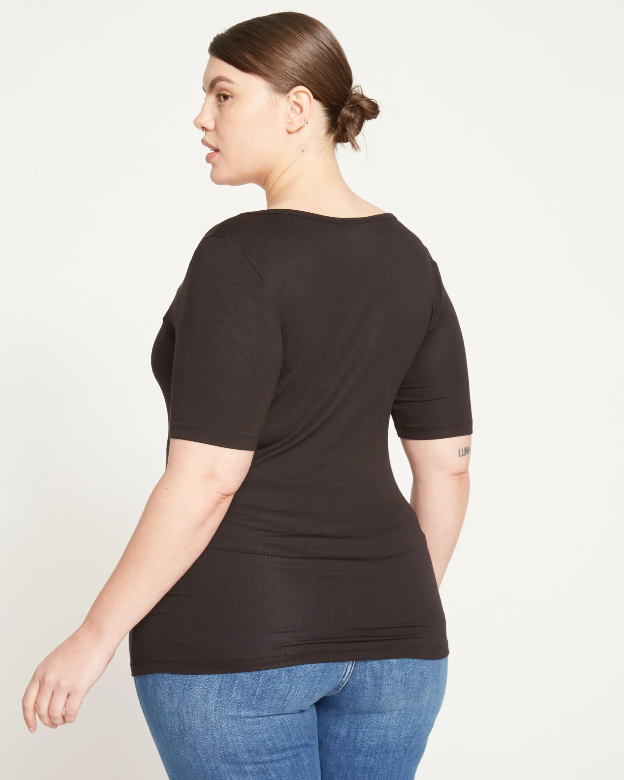 Cloud Rib Short Sleeve Square Neck Tee Black