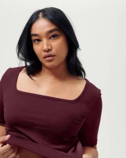Cloud Rib Short Sleeve Square Neck Tee Black Cherry