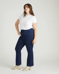 ComfortDenim Bootcut Jeans Dark Indigo