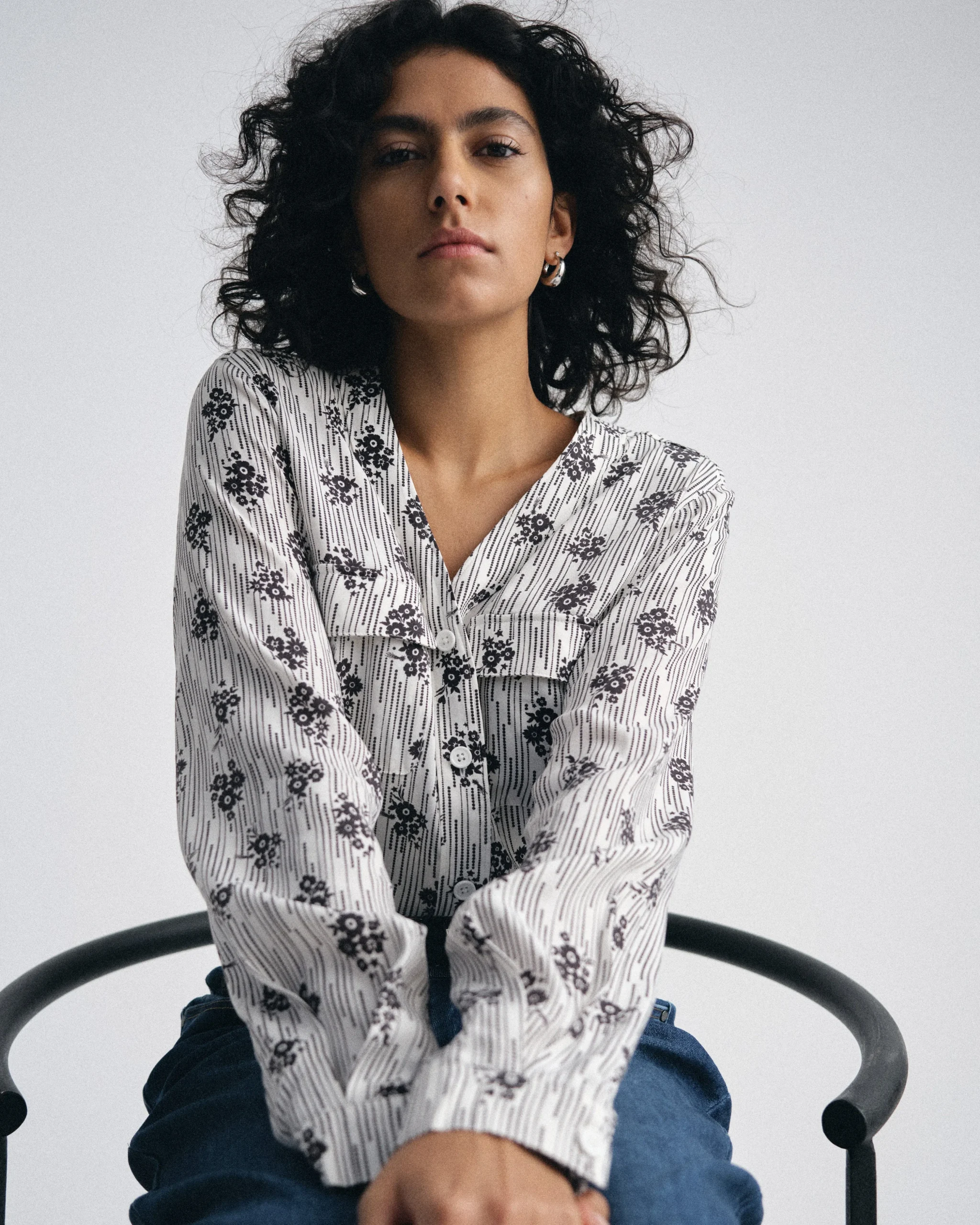 Cooling Stretch Cupro Button-Down Blouse Vintage Daydream Print