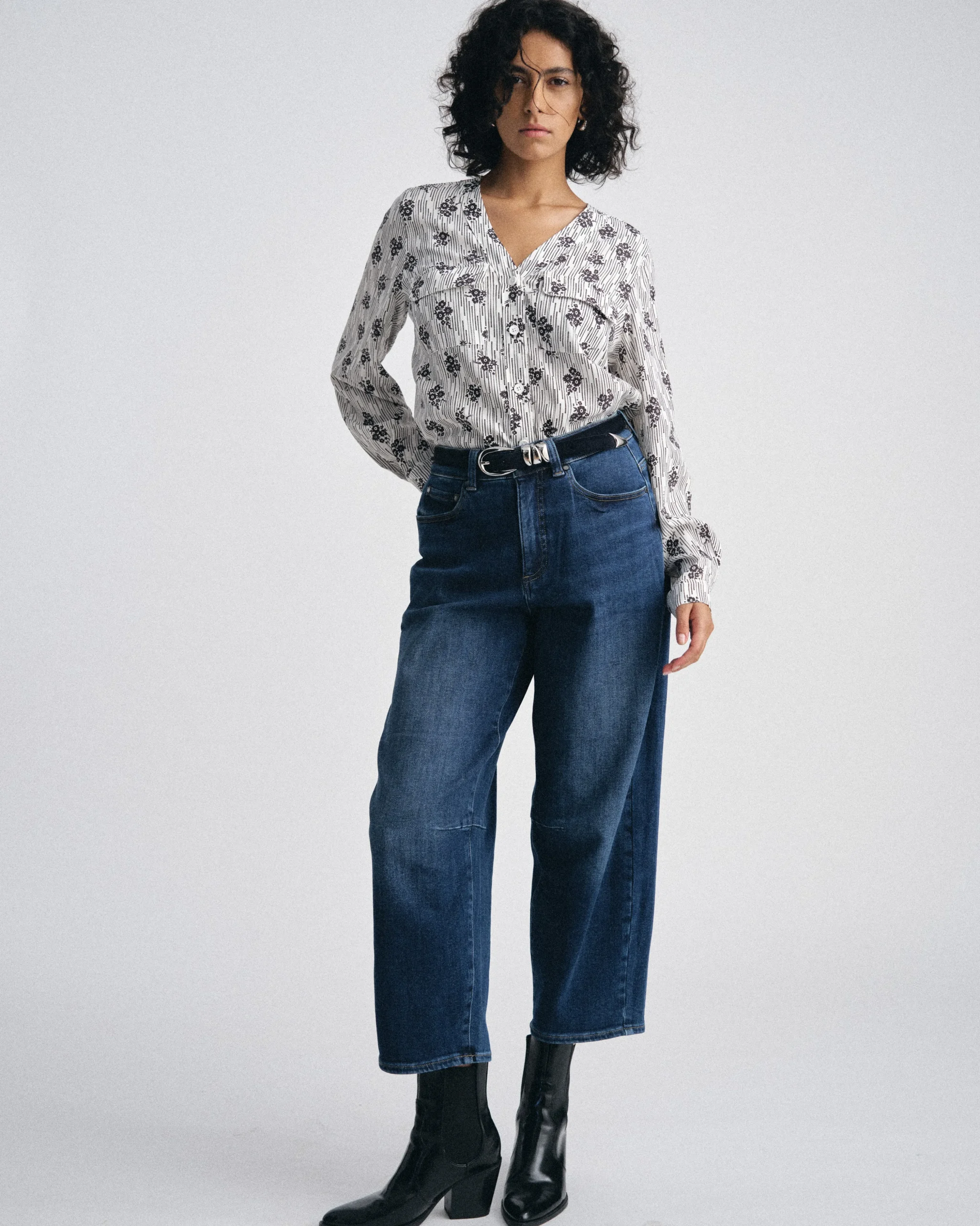 Cooling Stretch Cupro Button-Down Blouse Vintage Daydream Print