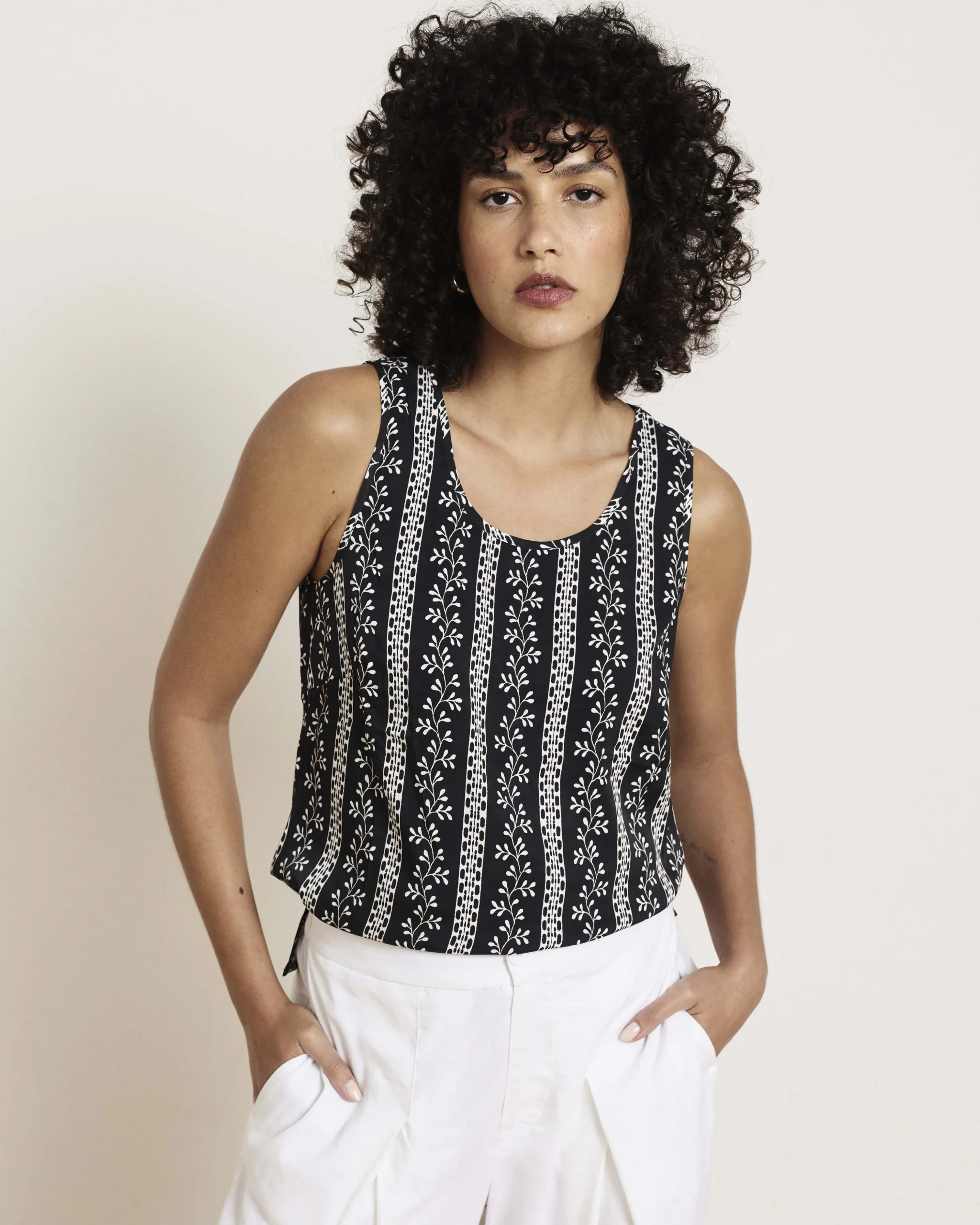 Cooling Stretch Cupro Tank Florentine Print