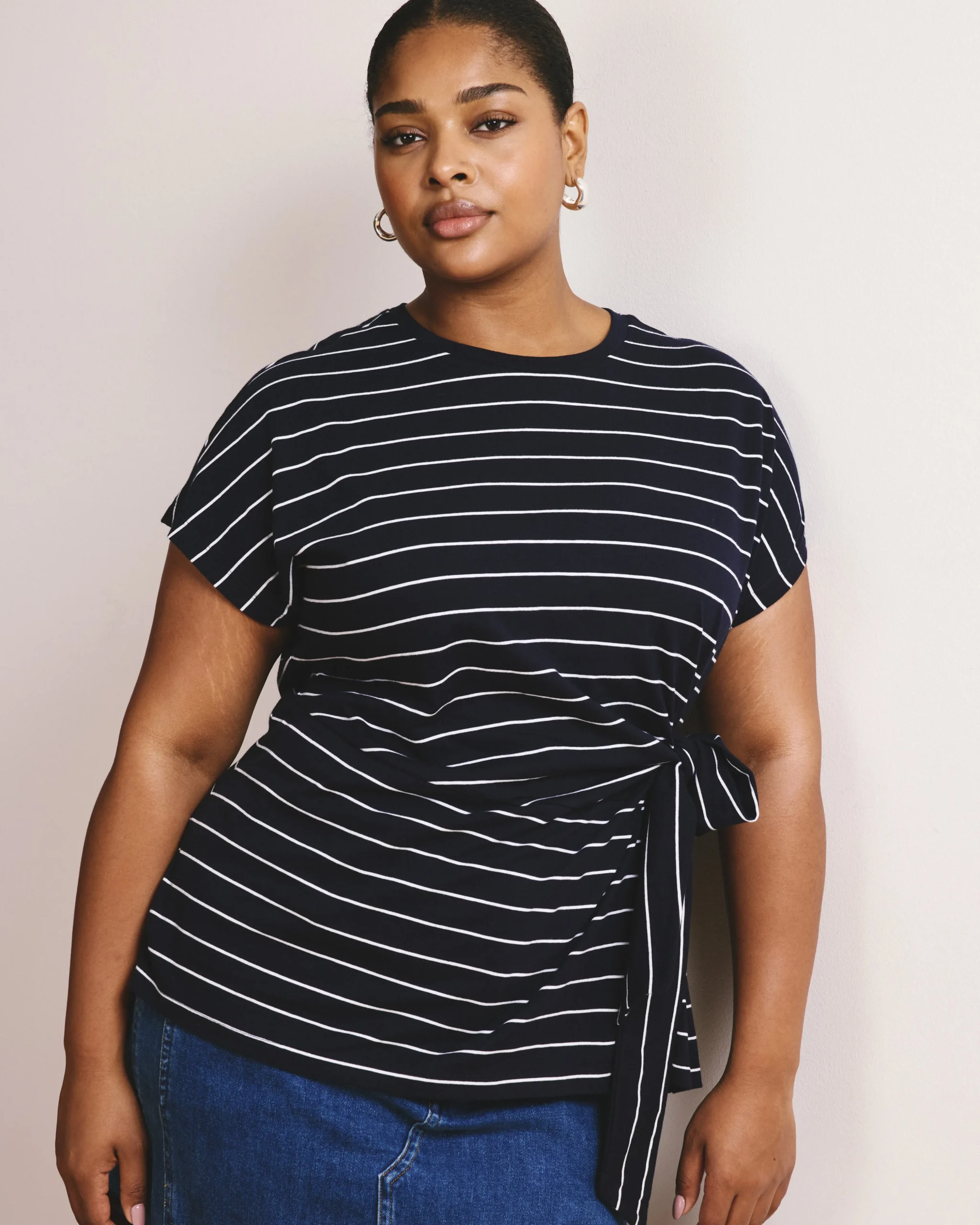 Crescent Breton Stripe Knot Tee Navy Pinstripe