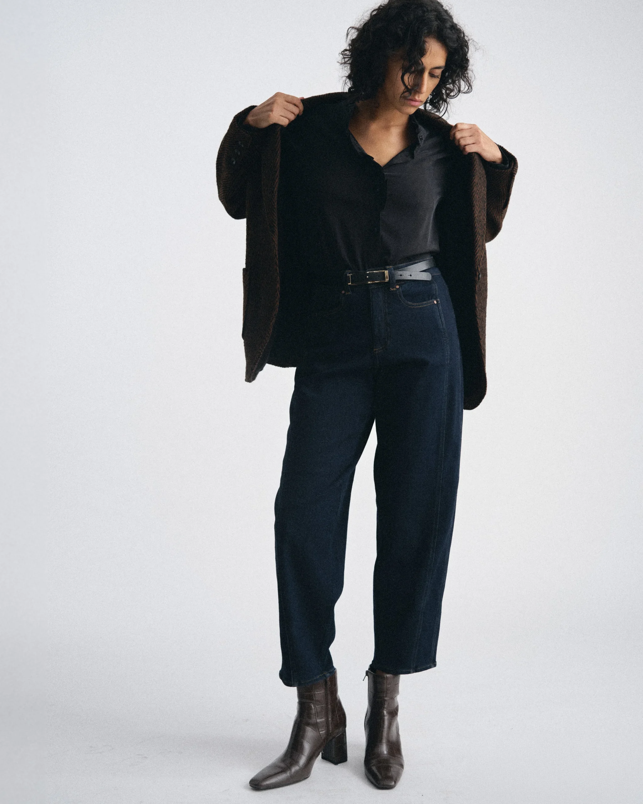 Dakota Cropped Barrel Leg Jeans Dark Indigo