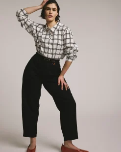 Dakota Twisted Leg Jeans Jet Black