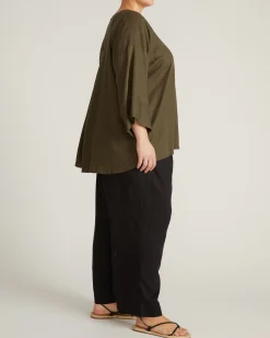 Elio V-Neck Linen Blend Top Camo