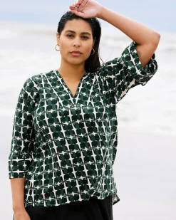 Elio V-Neck Linen Blend Top Green Trellis Print