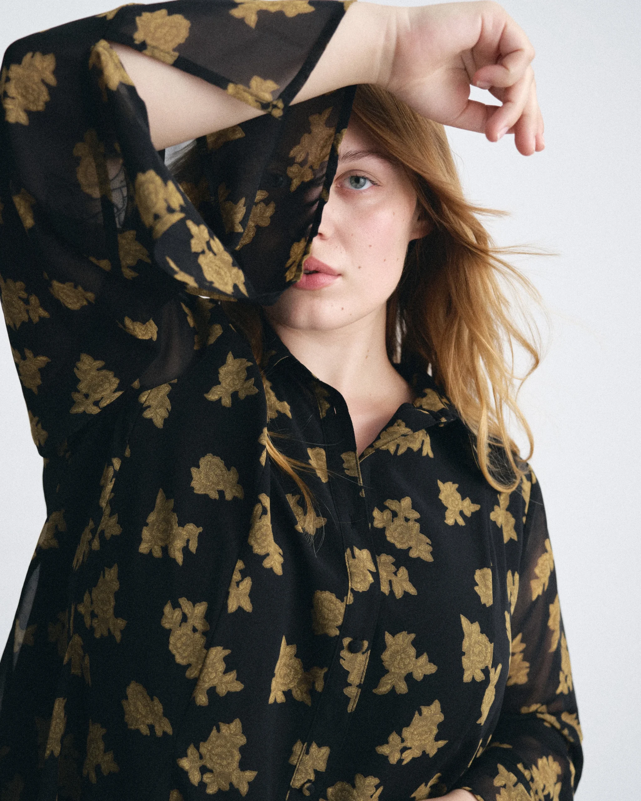 Evie Chiffon Blouse Gold Heirloom Print