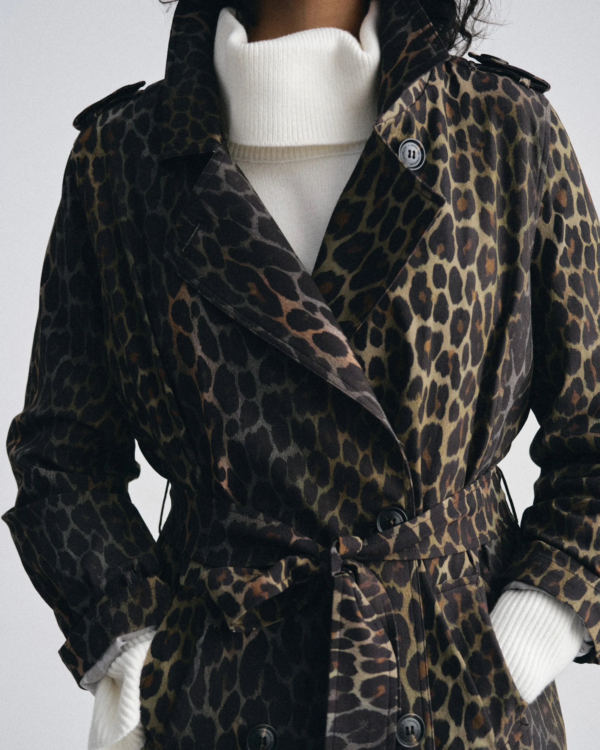 Henning x US Park Soft Trench Shadow Leopard Print