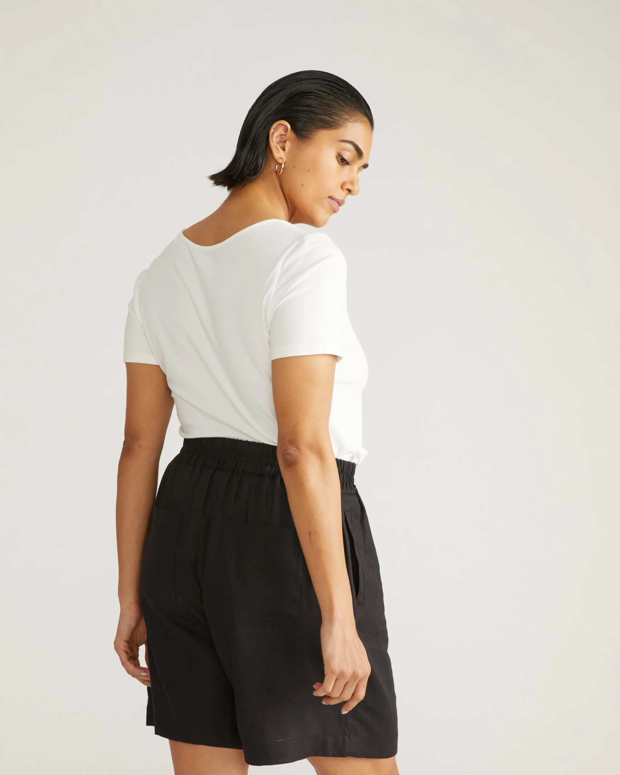 Juniper Linen Blend Easy Pull-On Shorts Black