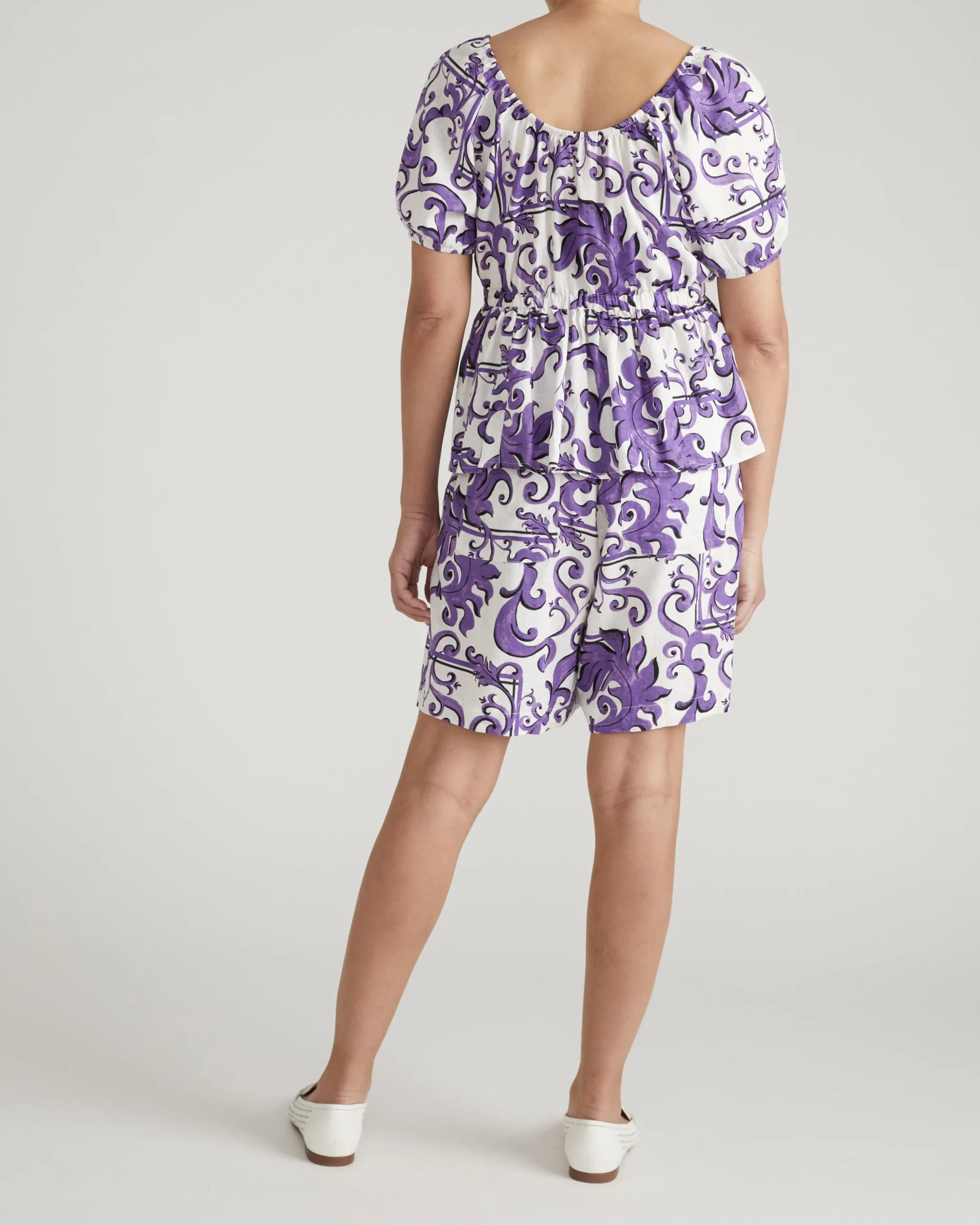 Juniper Linen Blend Easy Pull-On Shorts Purple Majolica Print