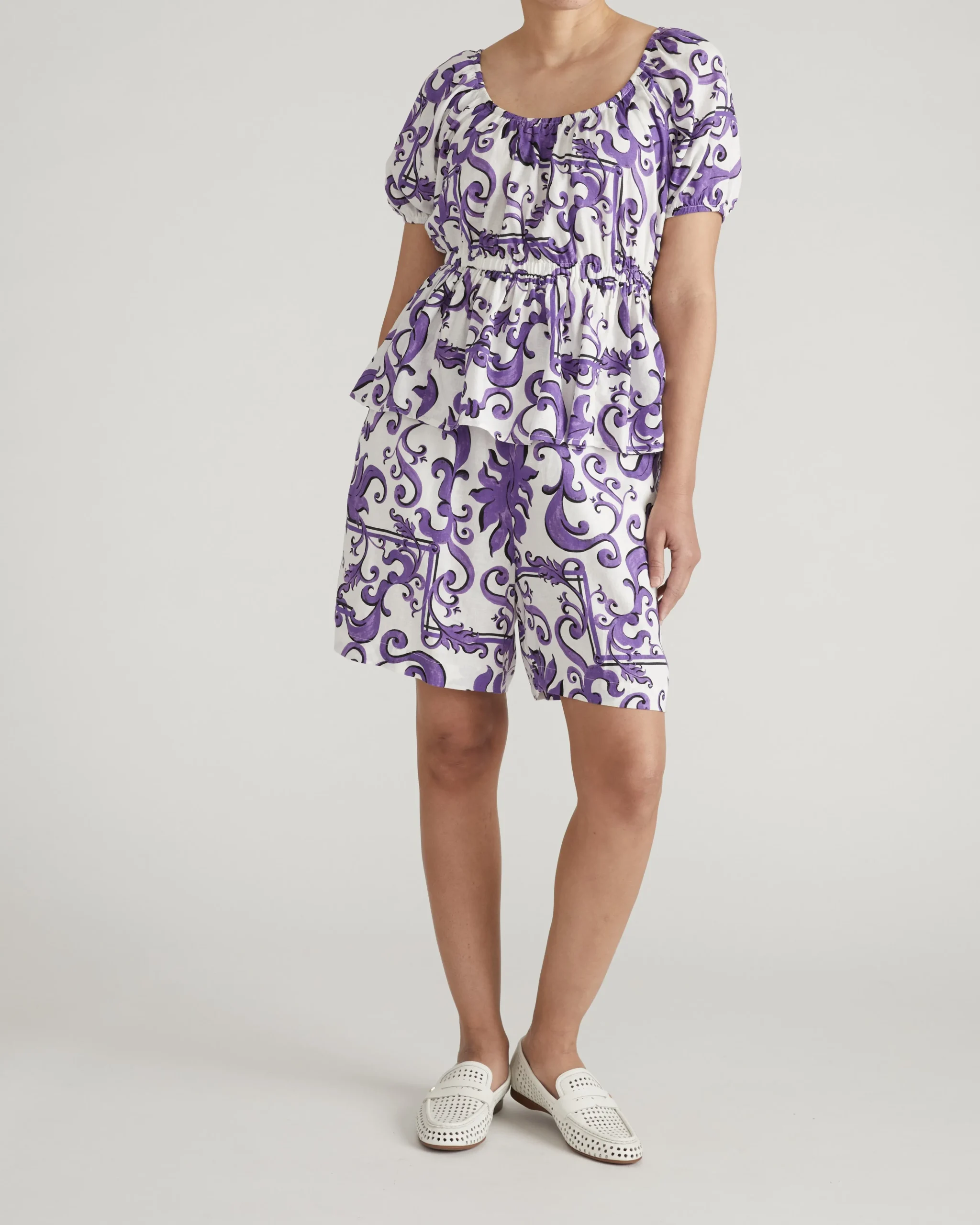Juniper Linen Blend Easy Pull-On Shorts Purple Majolica Print