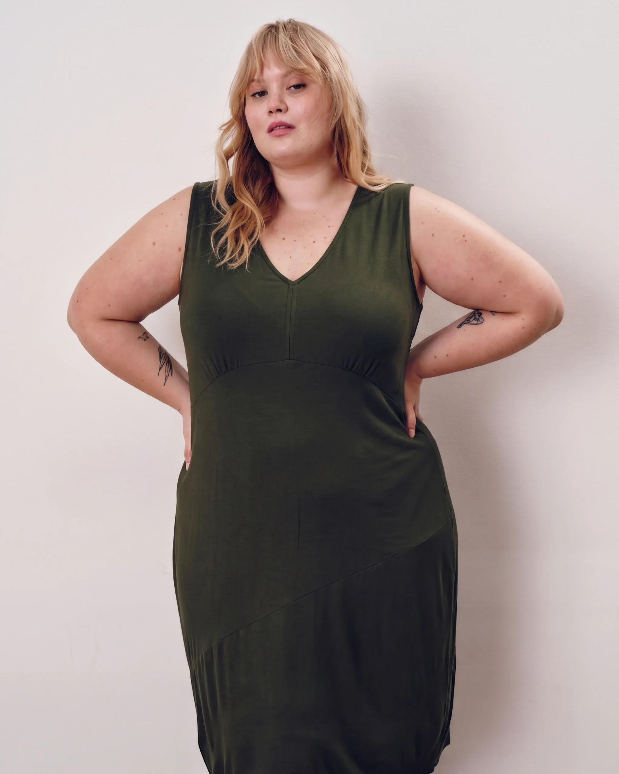 Lila Tie-Back Liquid Jersey Dress Coratina Green