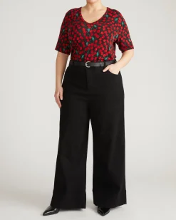 Lily Liquid Jersey V-Neck Stovepipe Tee Very Cherry Print