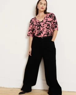 Lily Liquid Jersey V-Neck Stovepipe Tee Pink Sgraffito Print