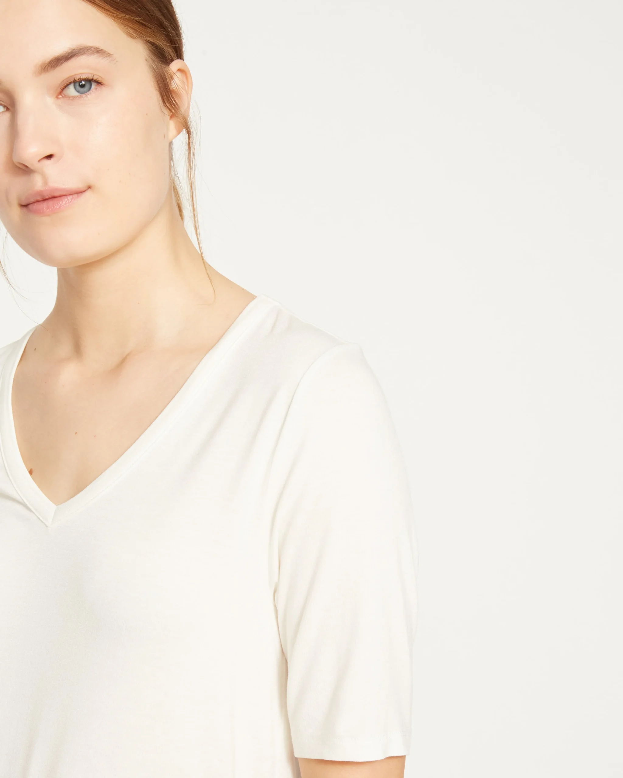 Lily Liquid Jersey V-Neck Stovepipe Tee White