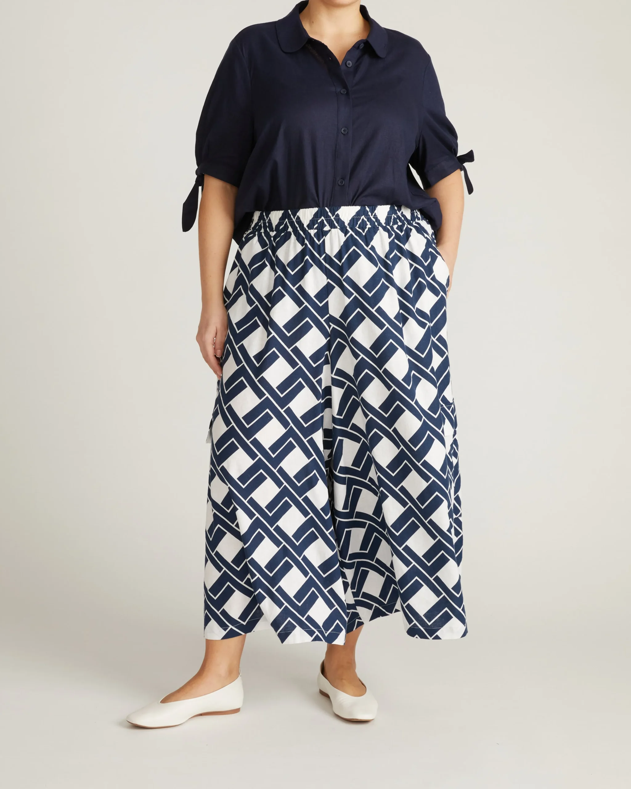 Luisa Short Sleeve Linen Blend Shirt Navy