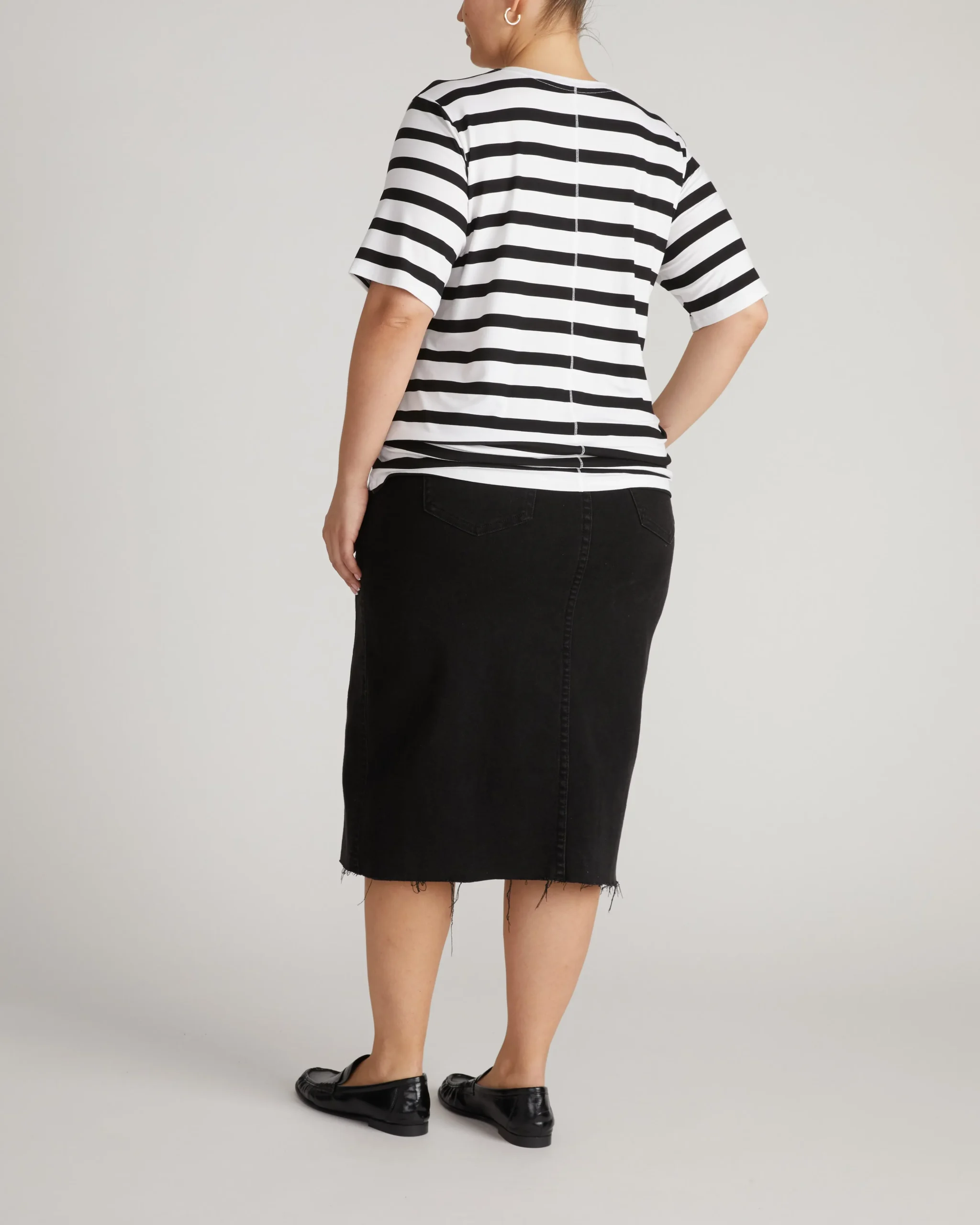 Maia Stovepipe Sleeve V Neck Tee Black/White Stripe