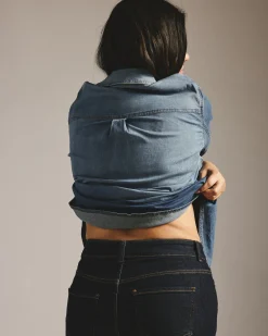Minimalist Stretch Cotton Chambray Shirt Union City Blue