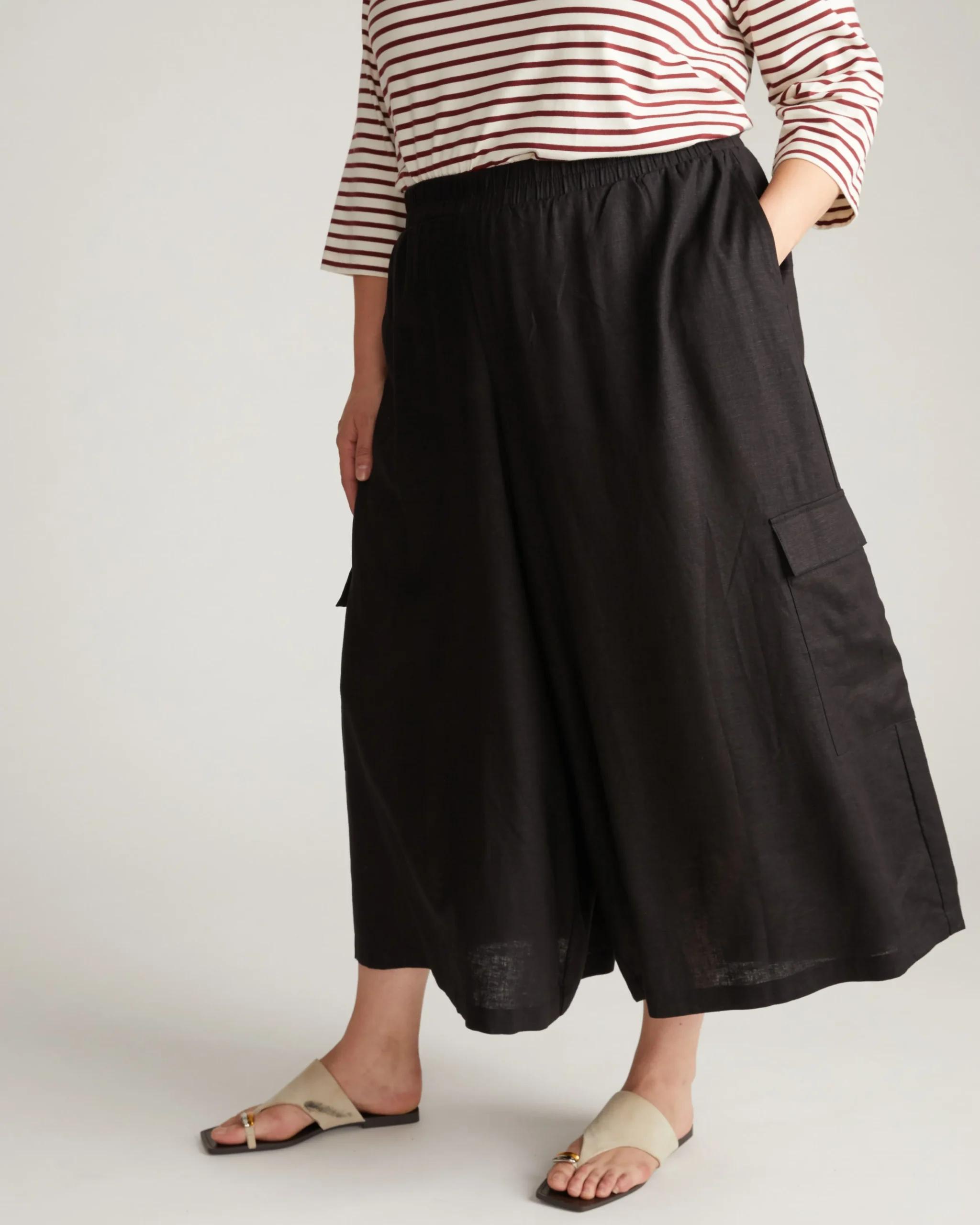 Palazzo Cargo Linen Blend Pant Black