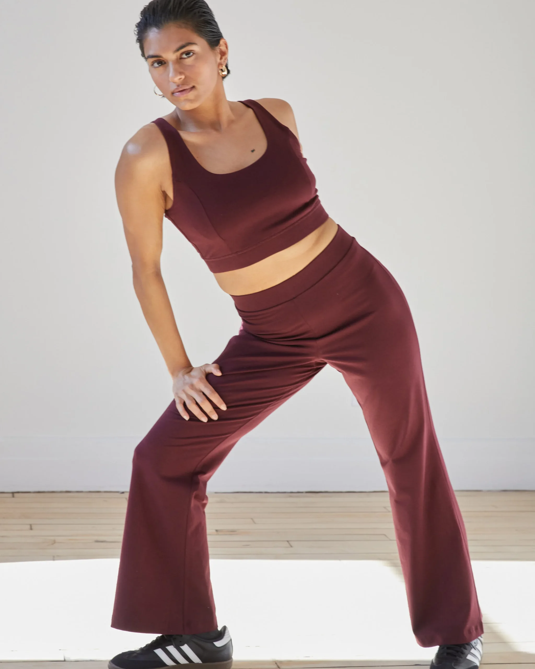Roya Bootcut Legging Black Cherry