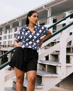 Sandy Short Sleeve Stretch Linen Blend Shirt Geometrica Print