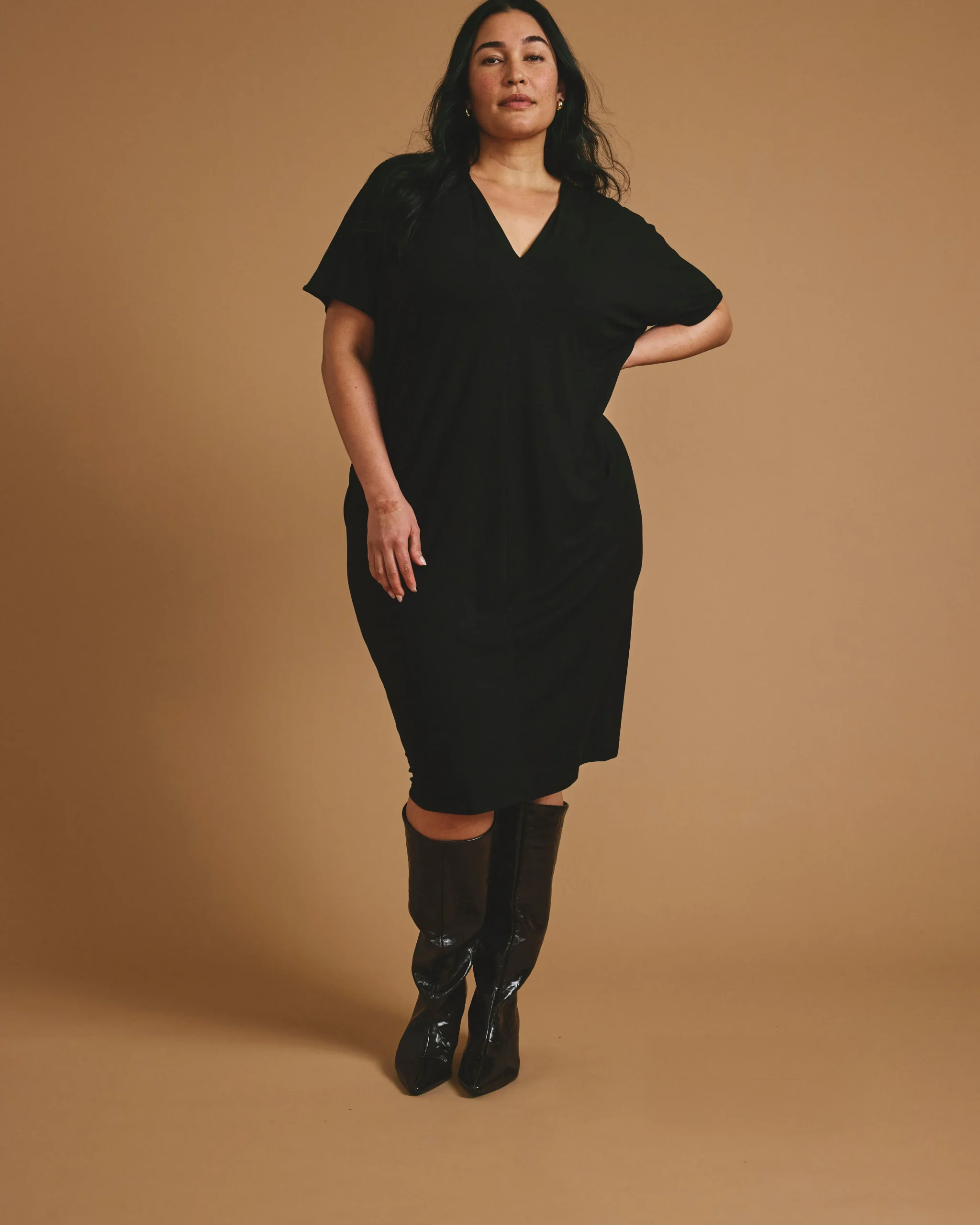 Teresa Liquid Jersey V-Neck Dress Black