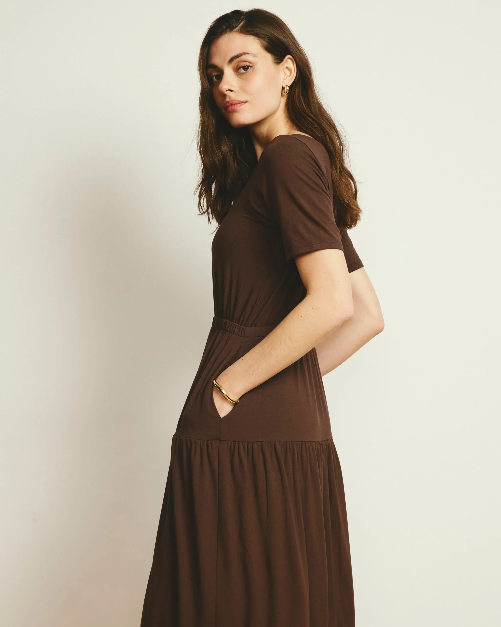 Thea Divine Jersey Midi Dress Peppercorn